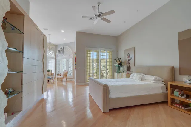 Frenchman's Creek Residence photo 36