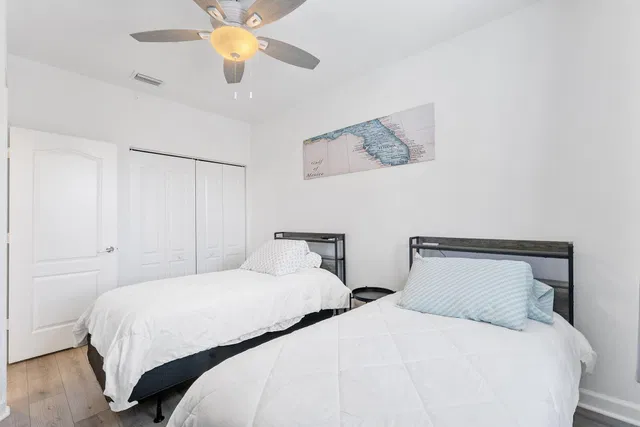 Residence photo 17