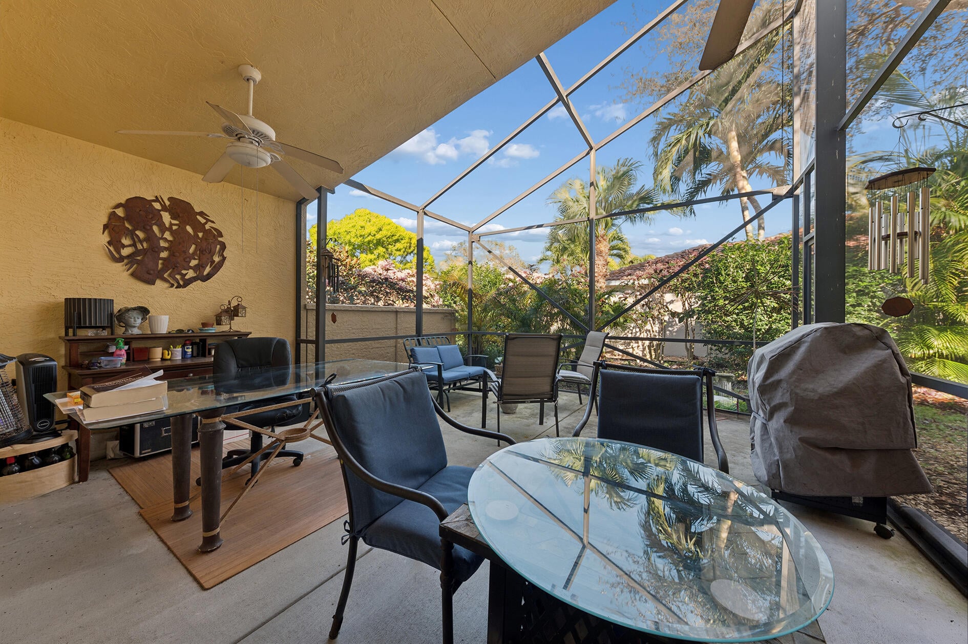 Residence photo 14