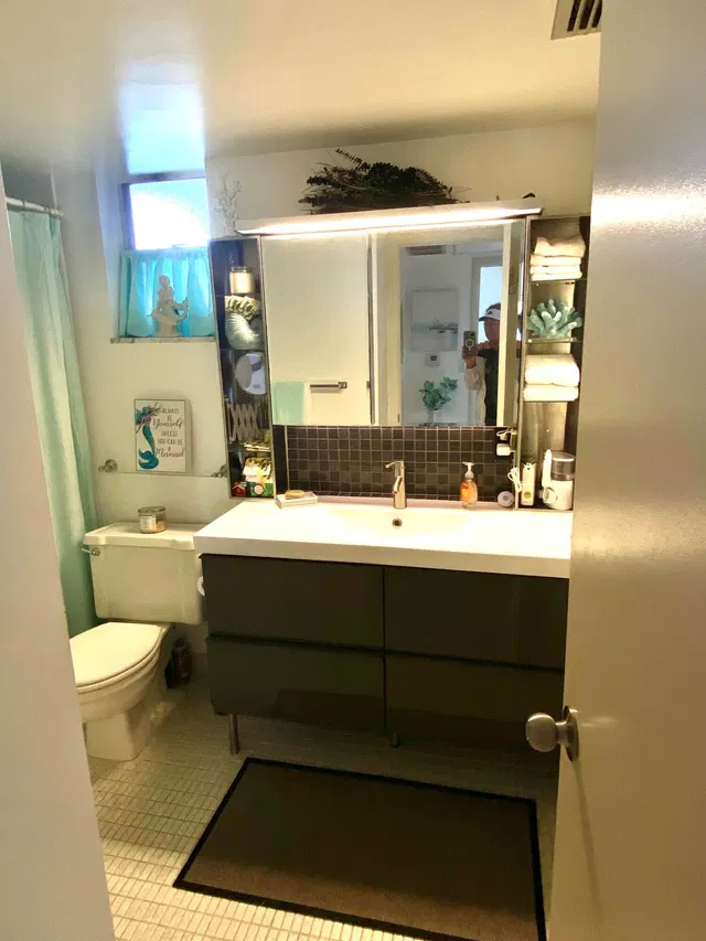 Unit 204 photo 9