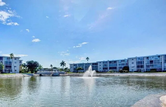 Unit 204 photo 18
