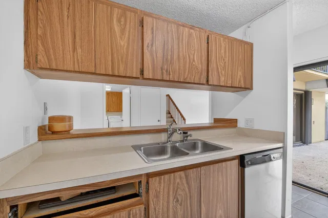  Residence photo 18