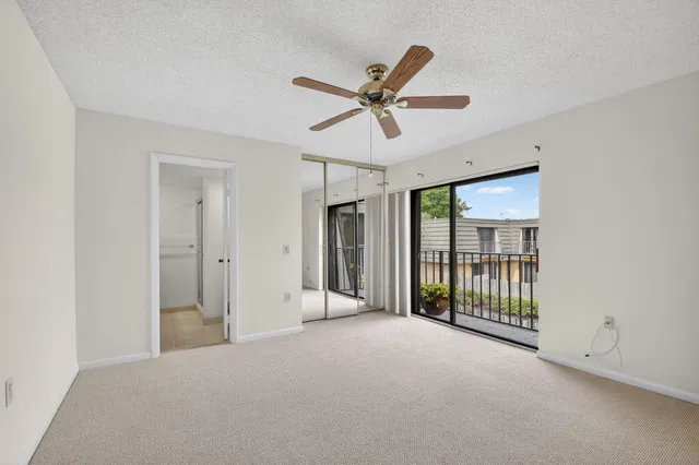  Residence photo 22