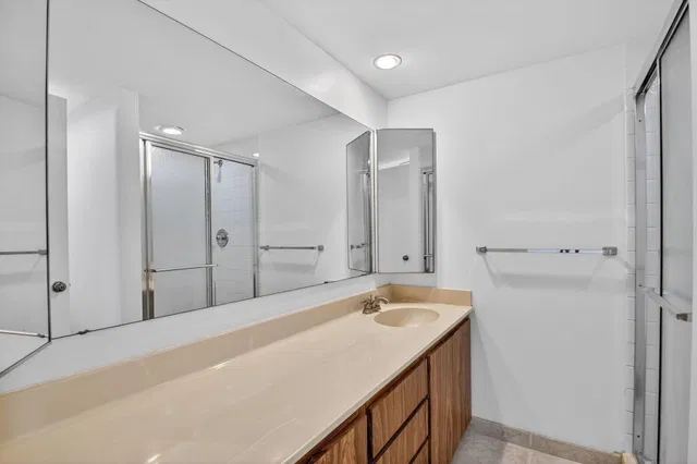  Residence photo 28