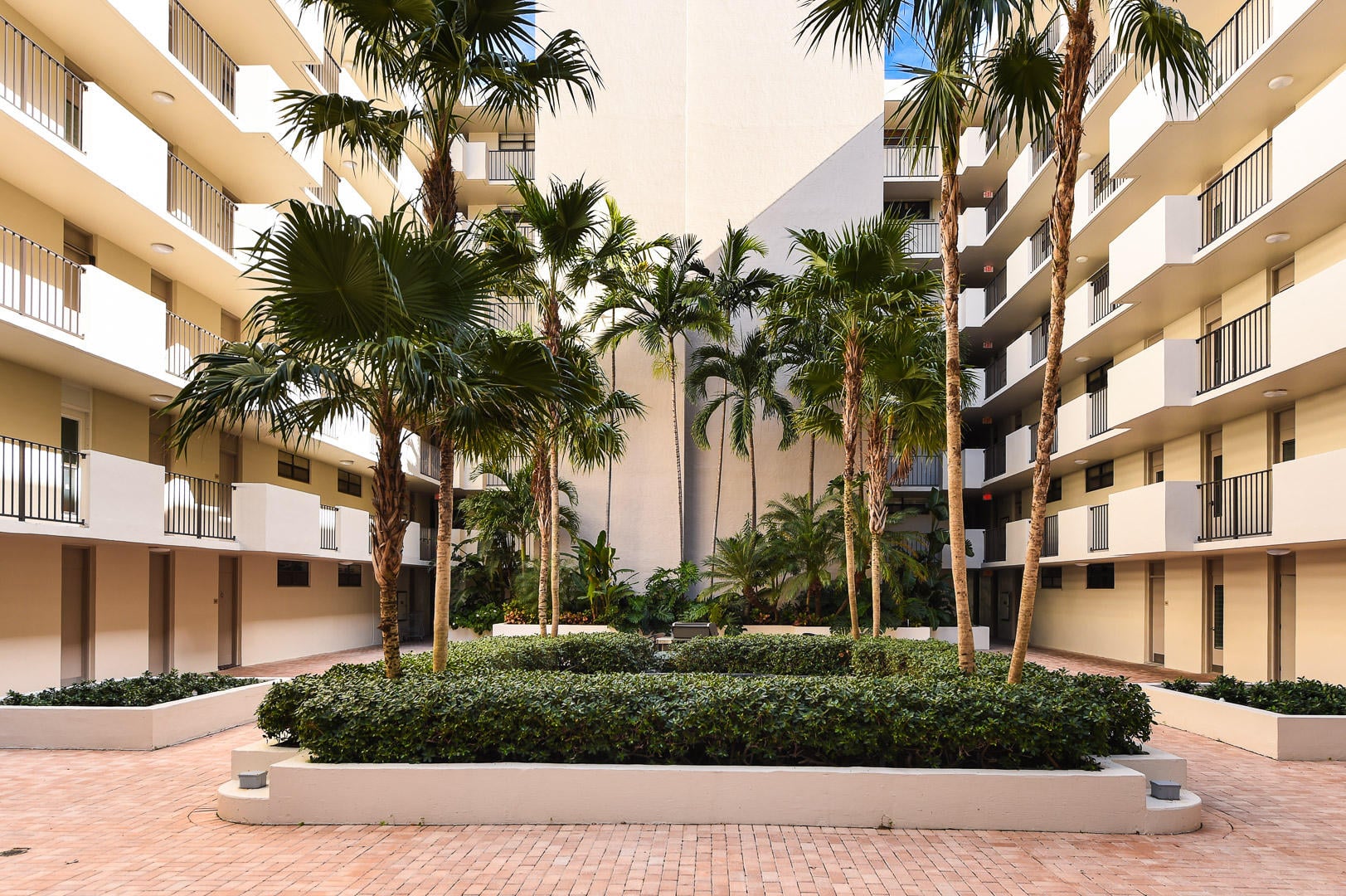 Singer Island Unit 303 photo 17