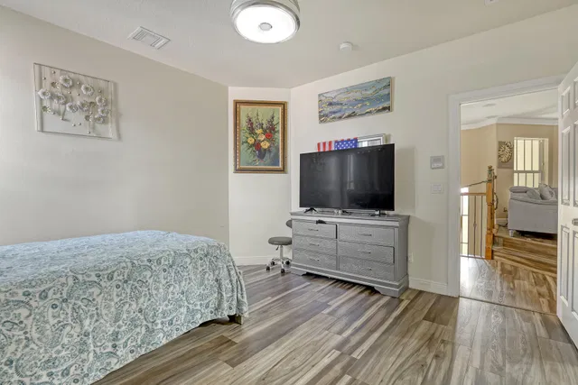  Residence photo 52