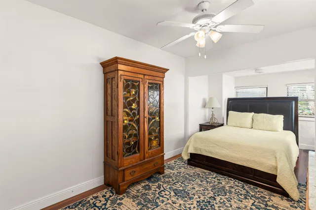 Residence photo 18
