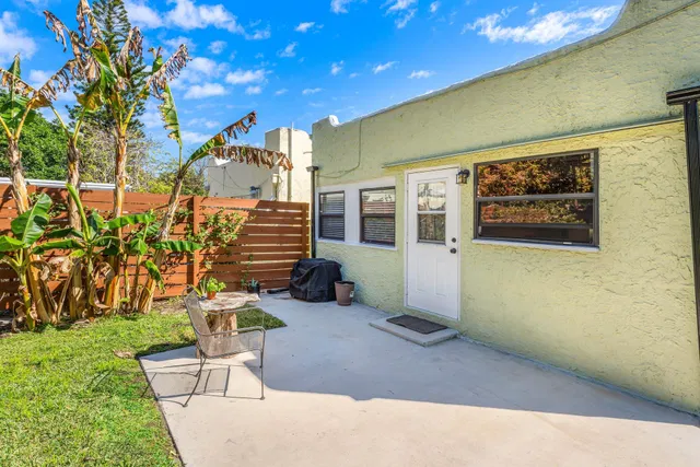 Residence photo 30