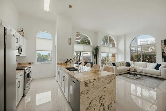 The Montecito Unit 101 photo 6