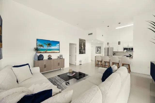 The Montecito Unit 101 photo 7