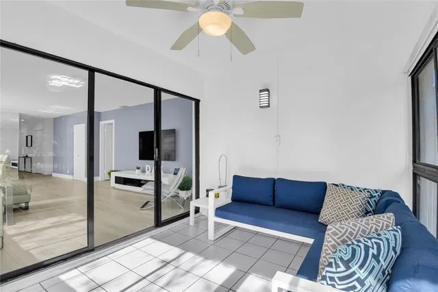 Unit 1l photo 28