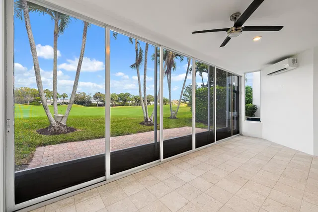 Admirals Cove Residence photo 17