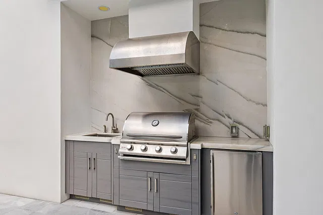 Admirals Cove Residence photo 20