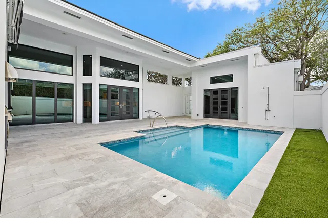 Admirals Cove Residence photo 21