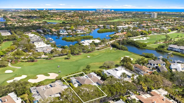 Admirals Cove Residence photo 24