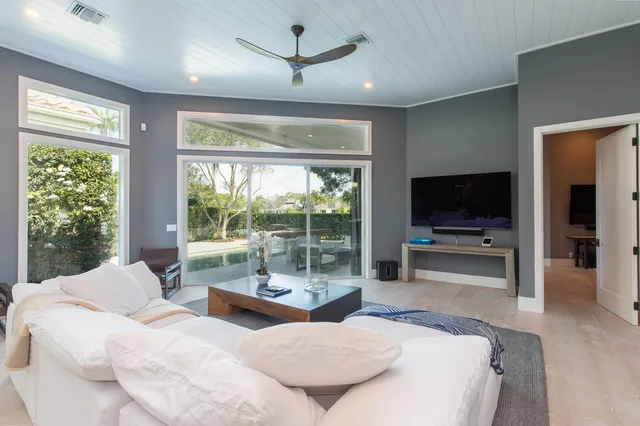 Eagles Landing Residence photo 6