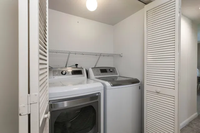 Unit 106 photo 37