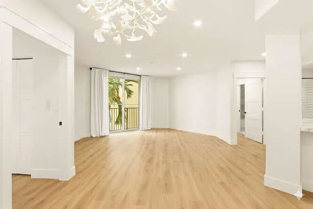 Courtyards in Cityplace Unit 304 photo 2