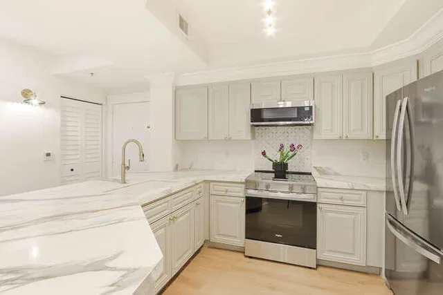 Courtyards in Cityplace Unit 304 photo 8