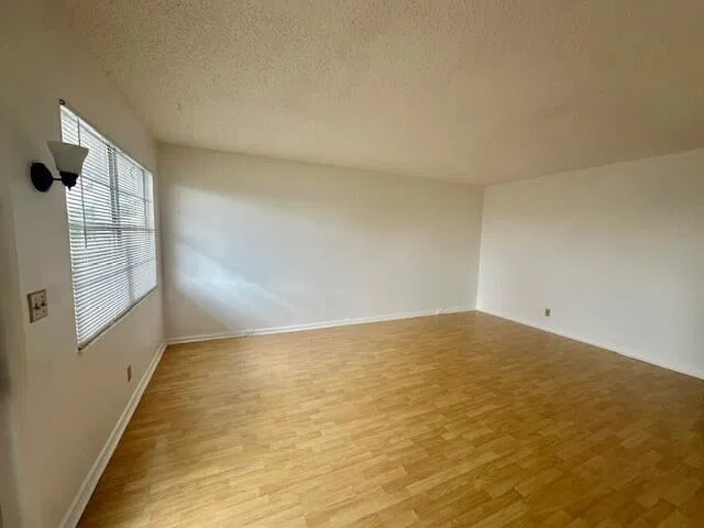 Residence photo 6