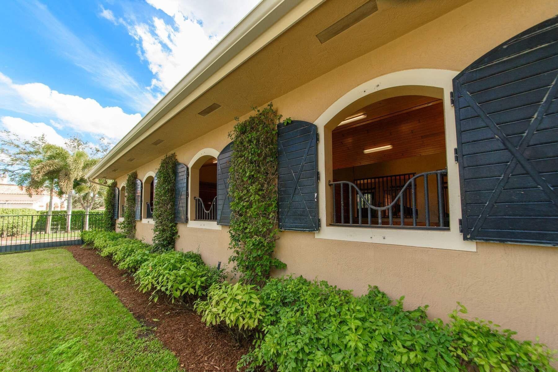 Saddle Trail Park Residence photo 45