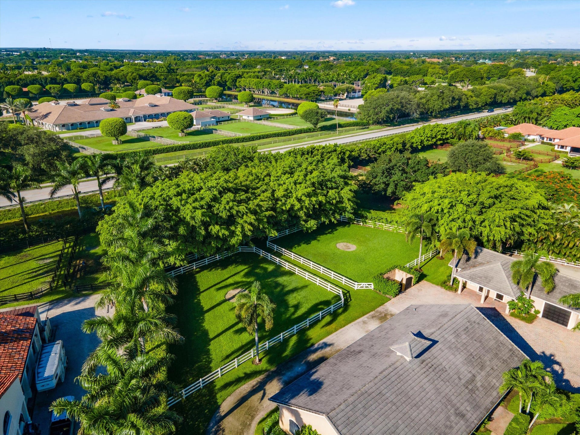Saddle Trail Park Residence photo 68