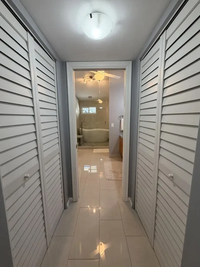 Unit D-28 photo 13