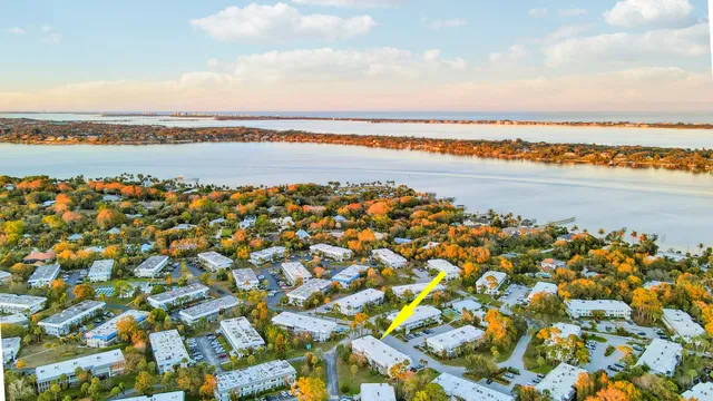 Unit 112-2 photo 36