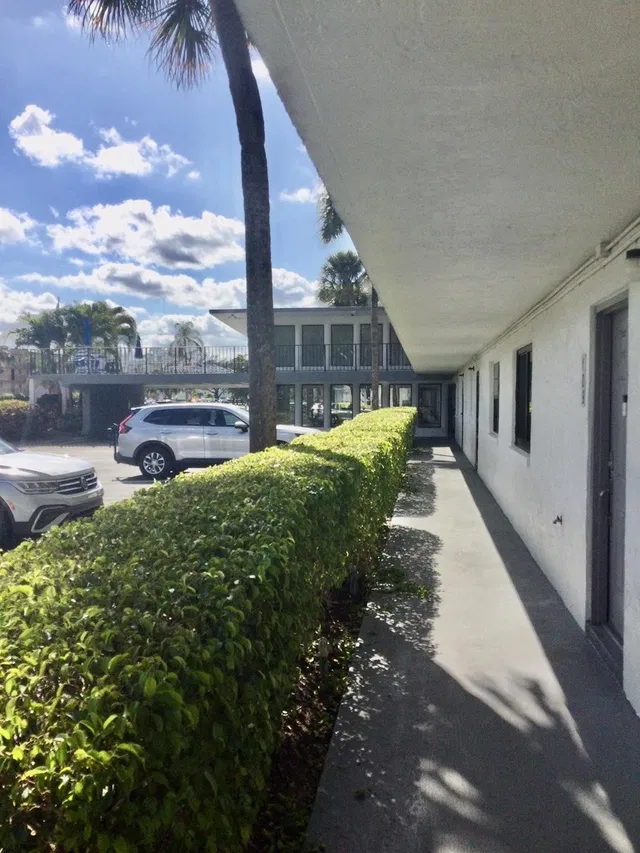 Unit 110 photo 2