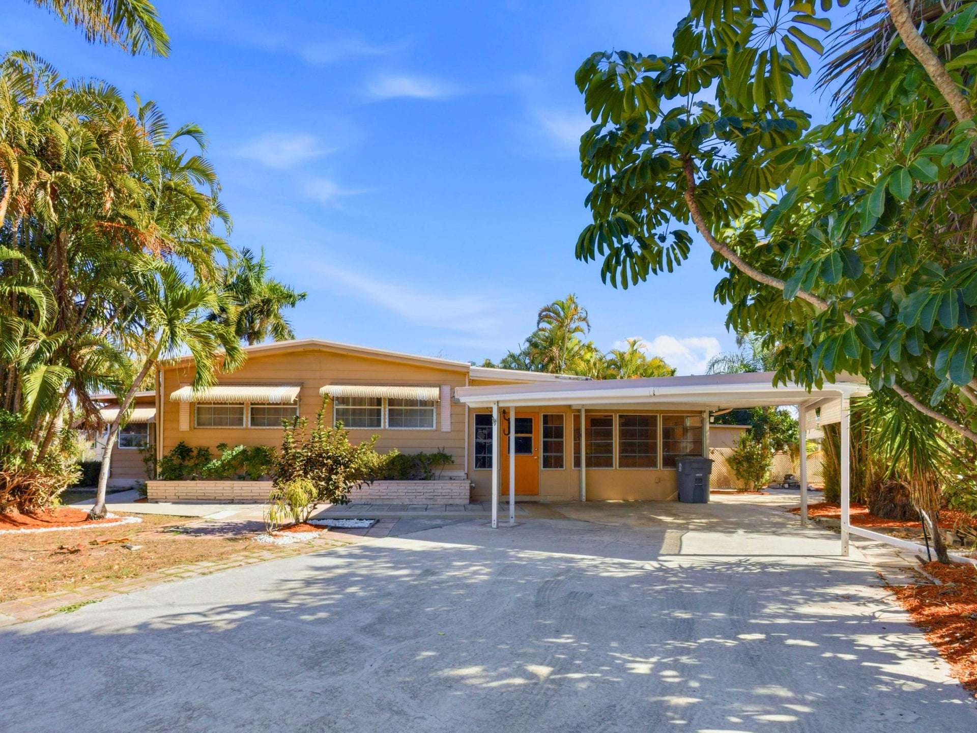  Residence photo 4