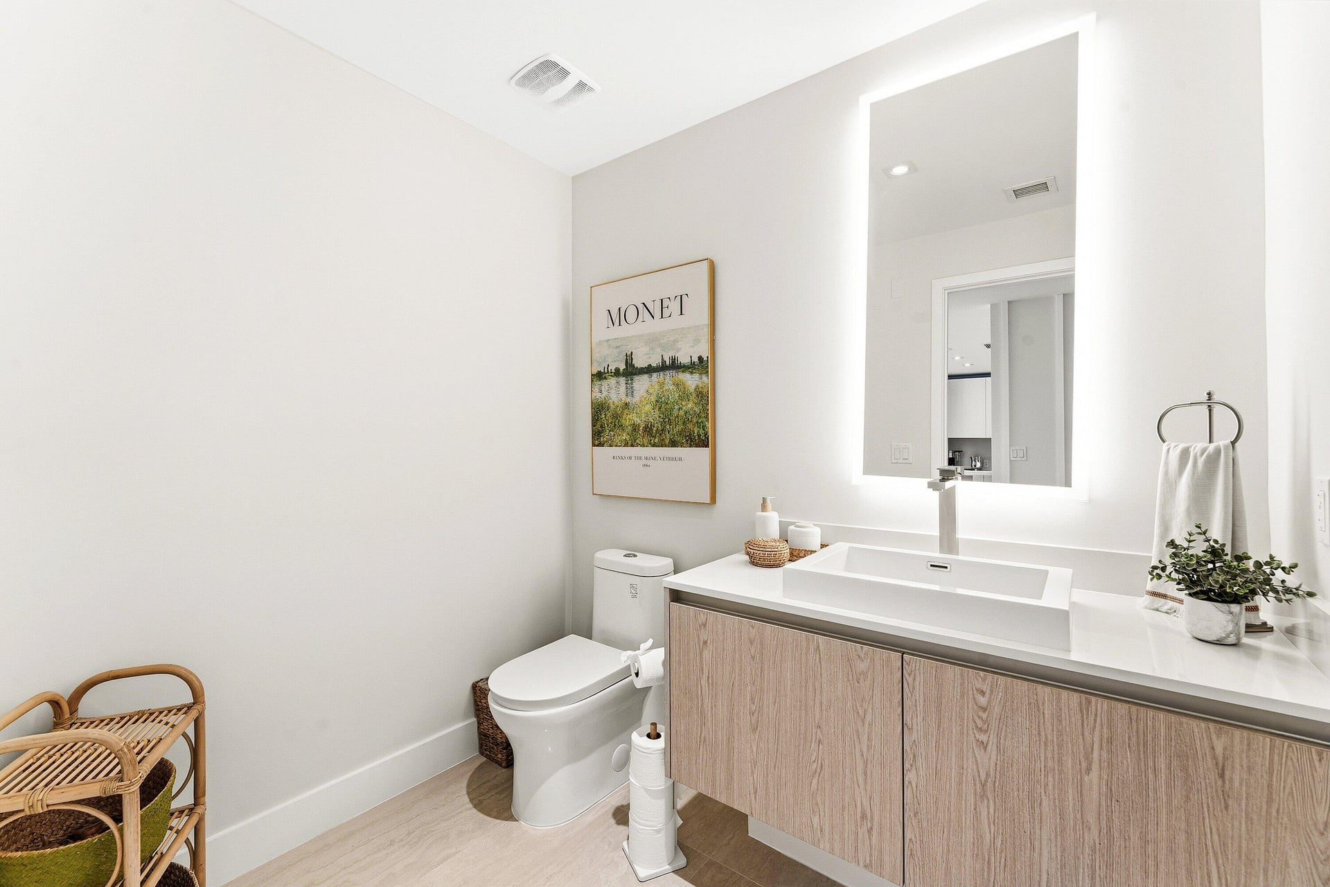 Amrit Ocean Resort & Residences Unit 1702p photo 12