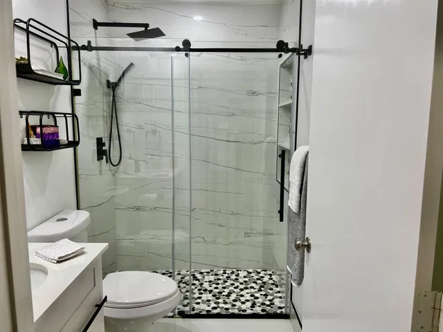  Unit 8053 photo 19