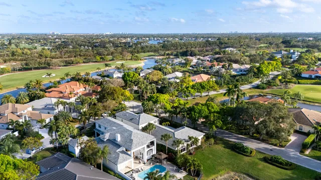 Admirals Cove Residence photo 17