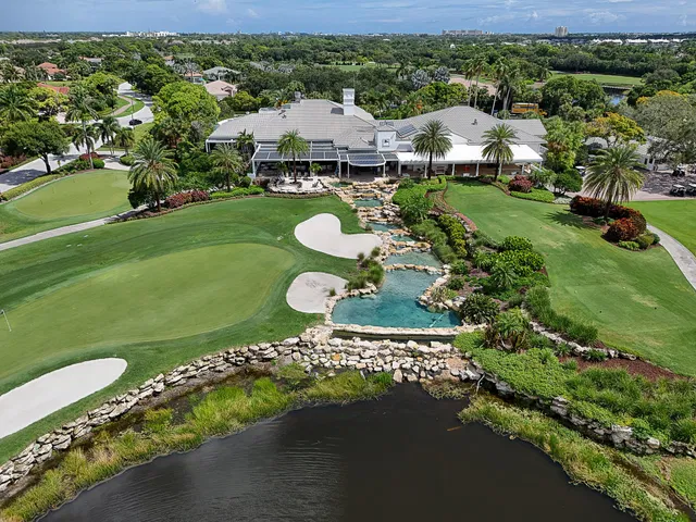 Admirals Cove Residence photo 29