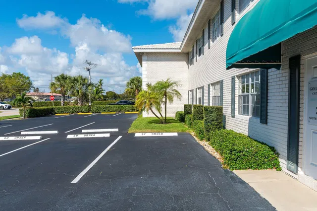 Boca Raton Unit 106 photo 2
