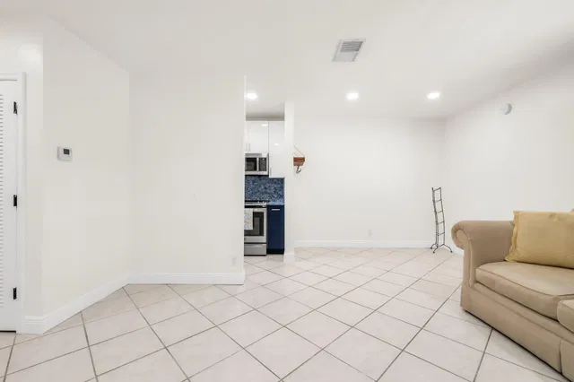 Boca Raton Unit 106 photo 8