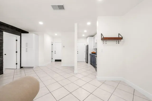 Boca Raton Unit 106 photo 9
