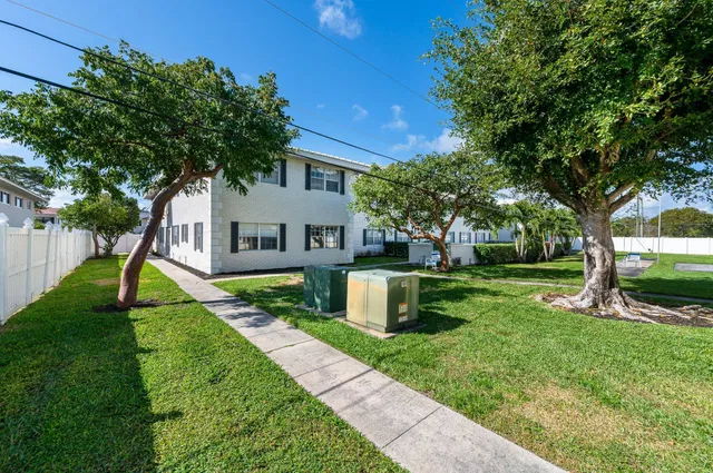 Boca Raton Unit 106 photo 24