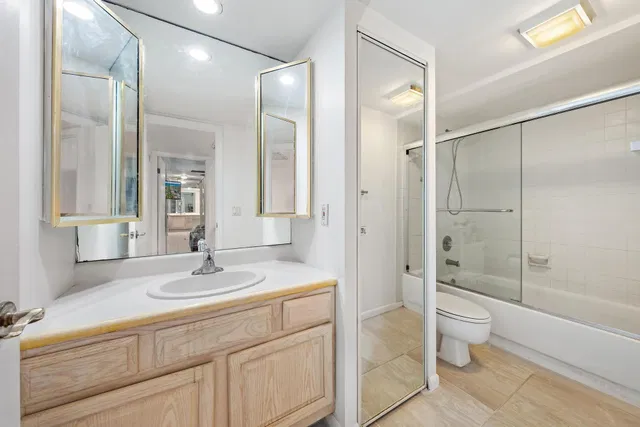 PGA National Palm Beach Gardens Unit 1213 photo 16