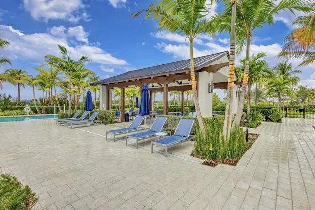 Avenir Residence photo 70