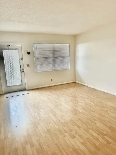 Residence photo 6