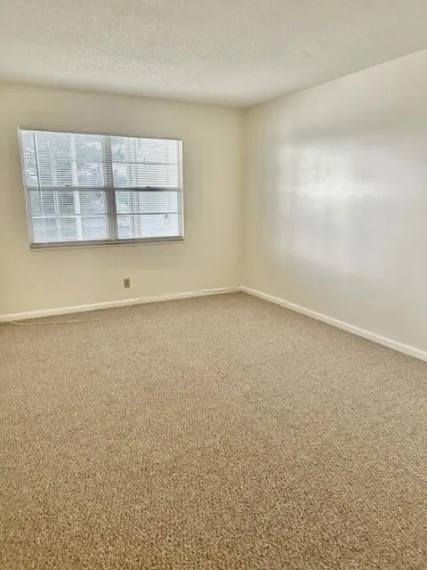 Residence photo 7