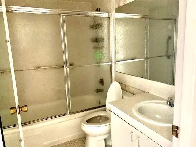 Residence photo 8