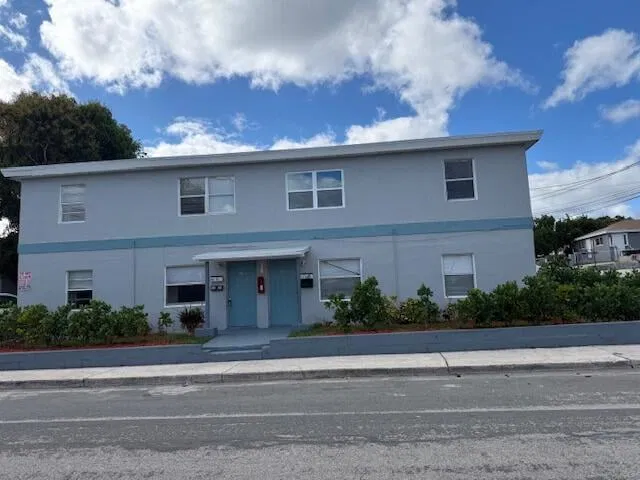 Residence photo 4