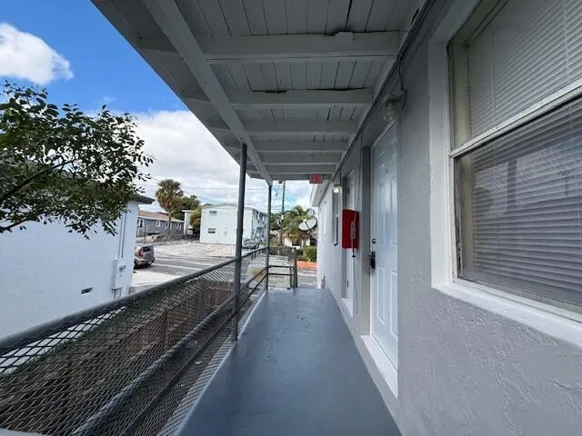 Residence photo 9