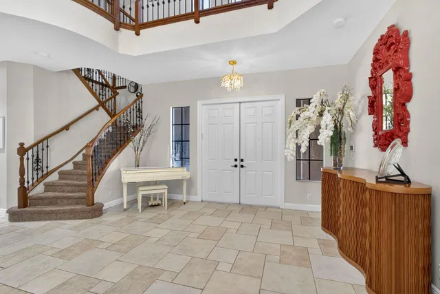  Residence photo 9