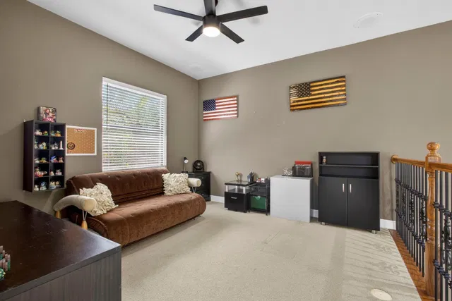  Residence photo 57