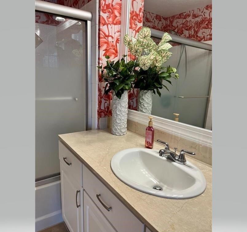 Unit 308 photo 5