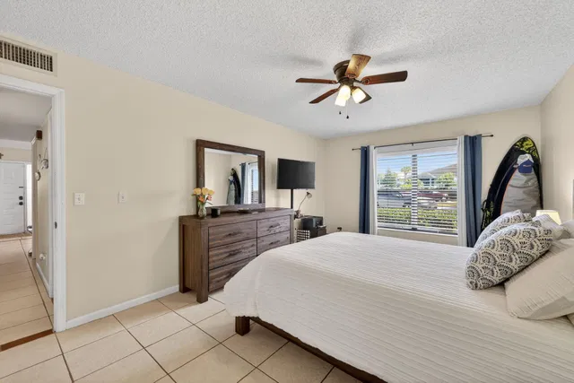 Unit 603 photo 14