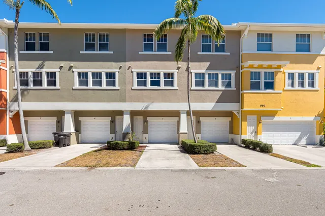 Cityside West Palm Beach Unit 3 photo 5